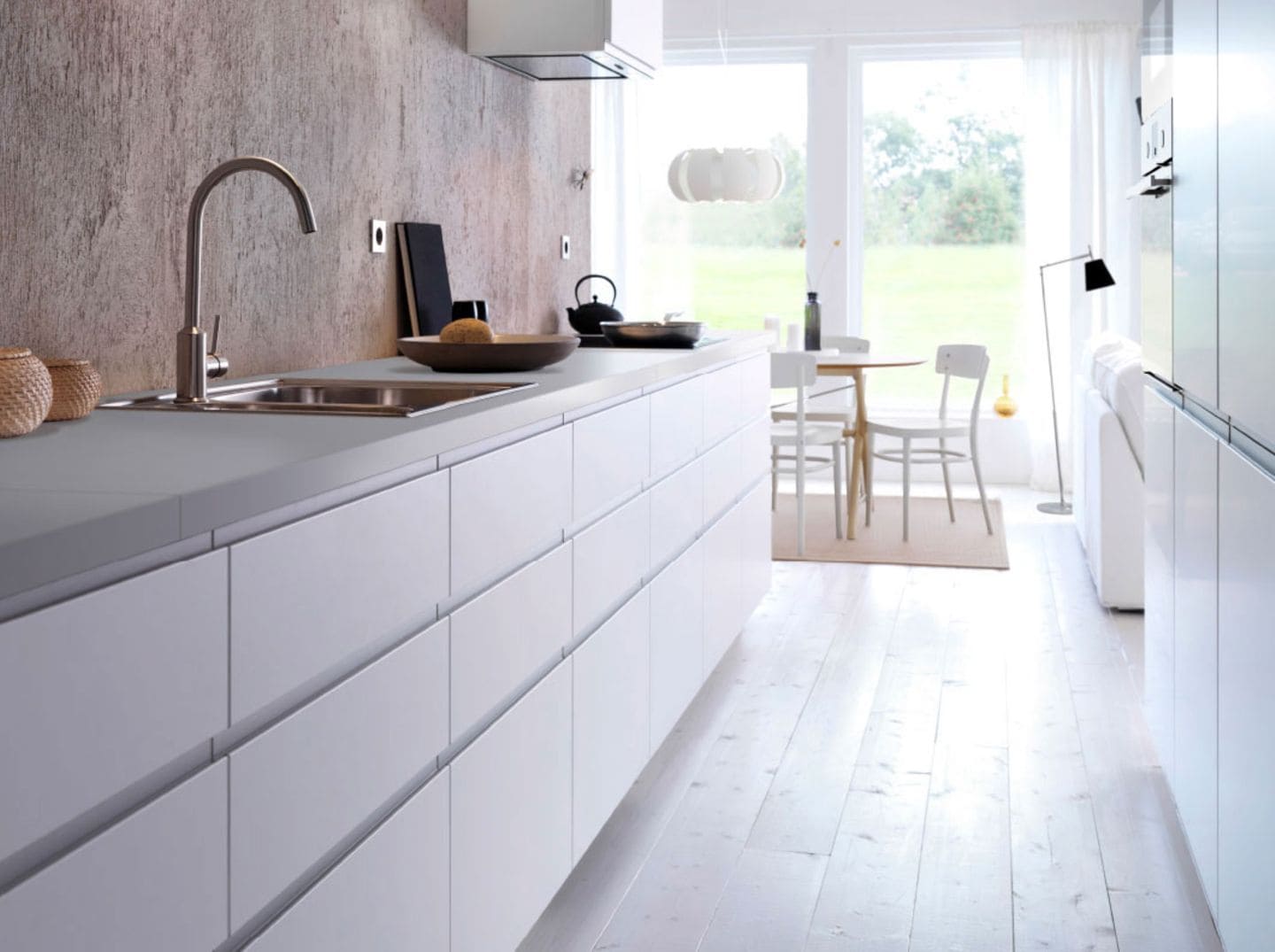 Küche in Weiß von Ikea