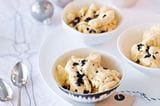 Rezept: Vanille-Olivenöl-Eis mit Trüffelhonig