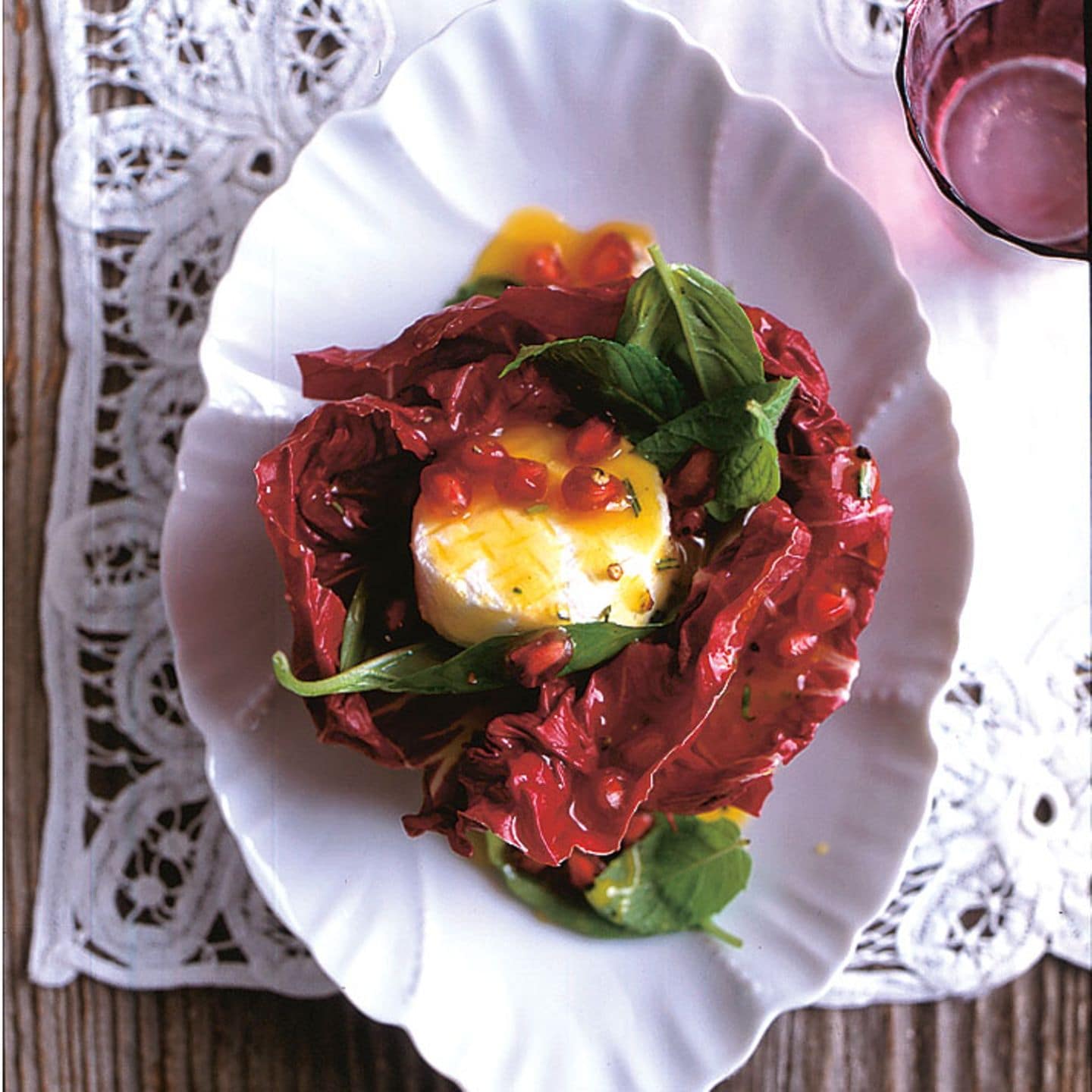 Rezept: Radicchio-Ziegenkäse-Salat mit Granatapfel