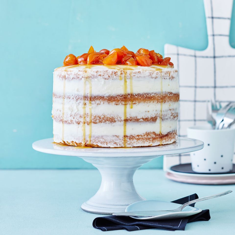 Rezept: Half-Naked-Cake mit Kumquatkompott von Zucker, Zimt und Liebe