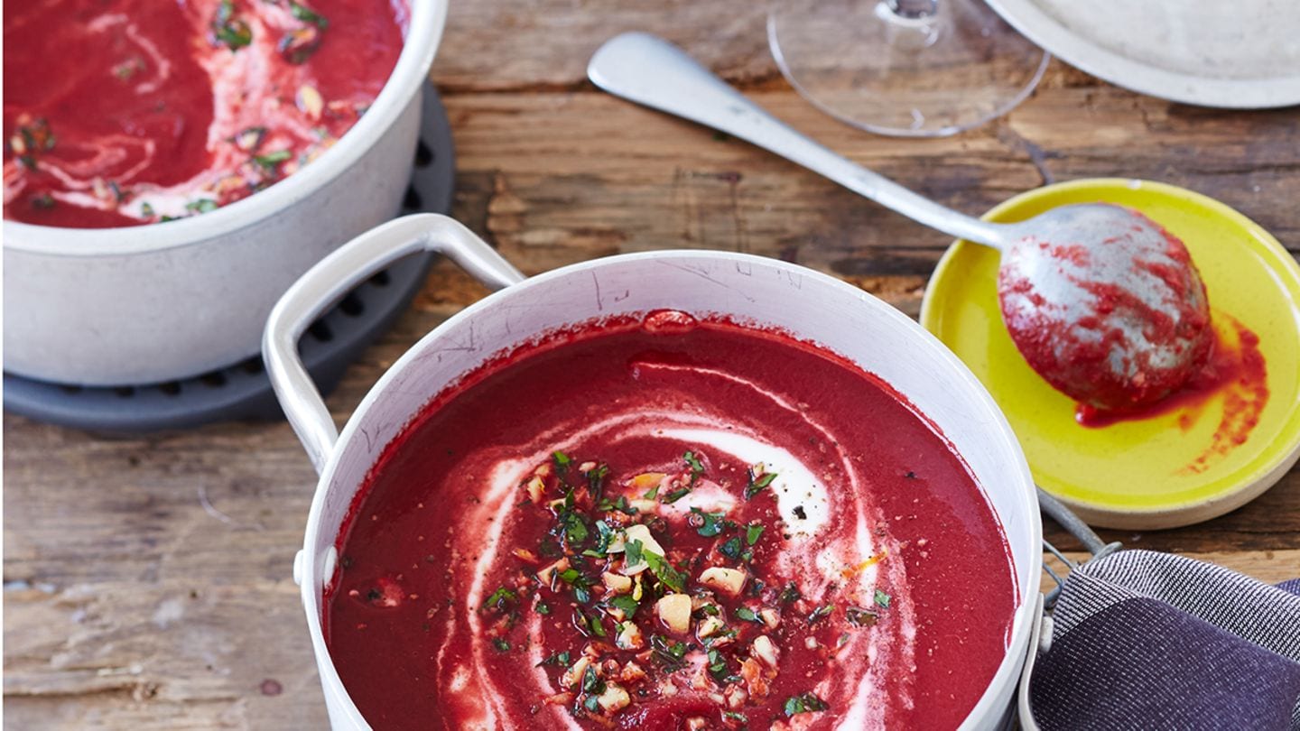 Rote-Bete-Suppe Rezept - [LIVING AT HOME]