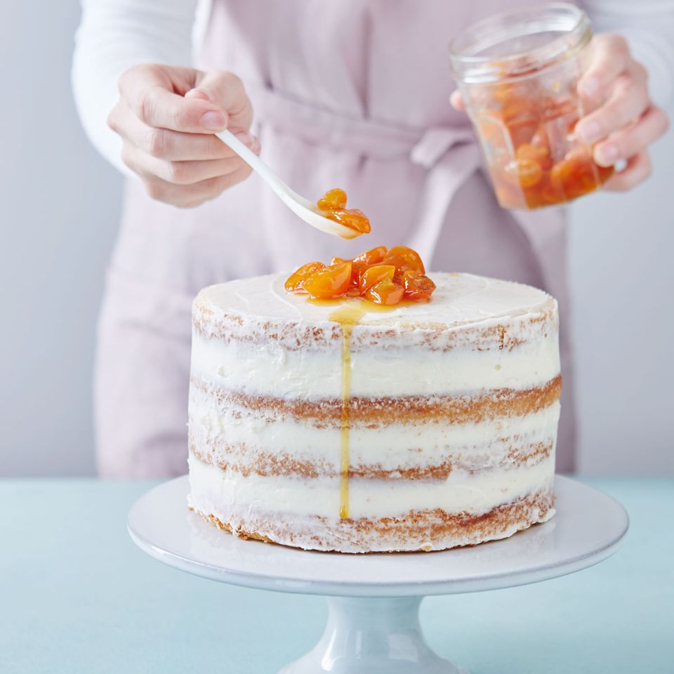 Rezept: Half-Naked-Cake mit Kumquatkompott