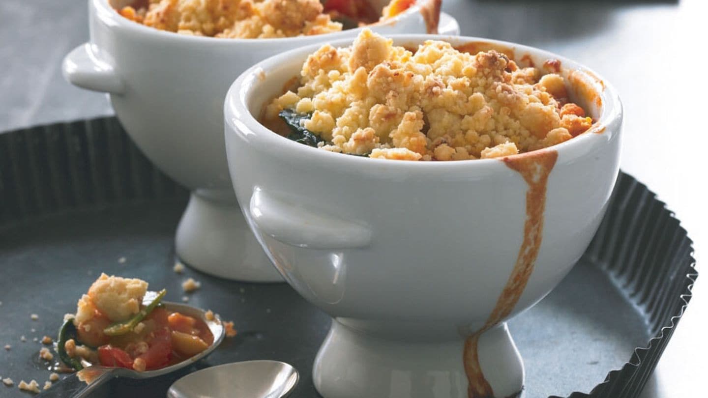 Orientalisches Gemüse-Crumble Rezept - [LIVING AT HOME]