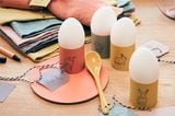 Ostertisch in Pastell: Eierbecher in Trendtönen
