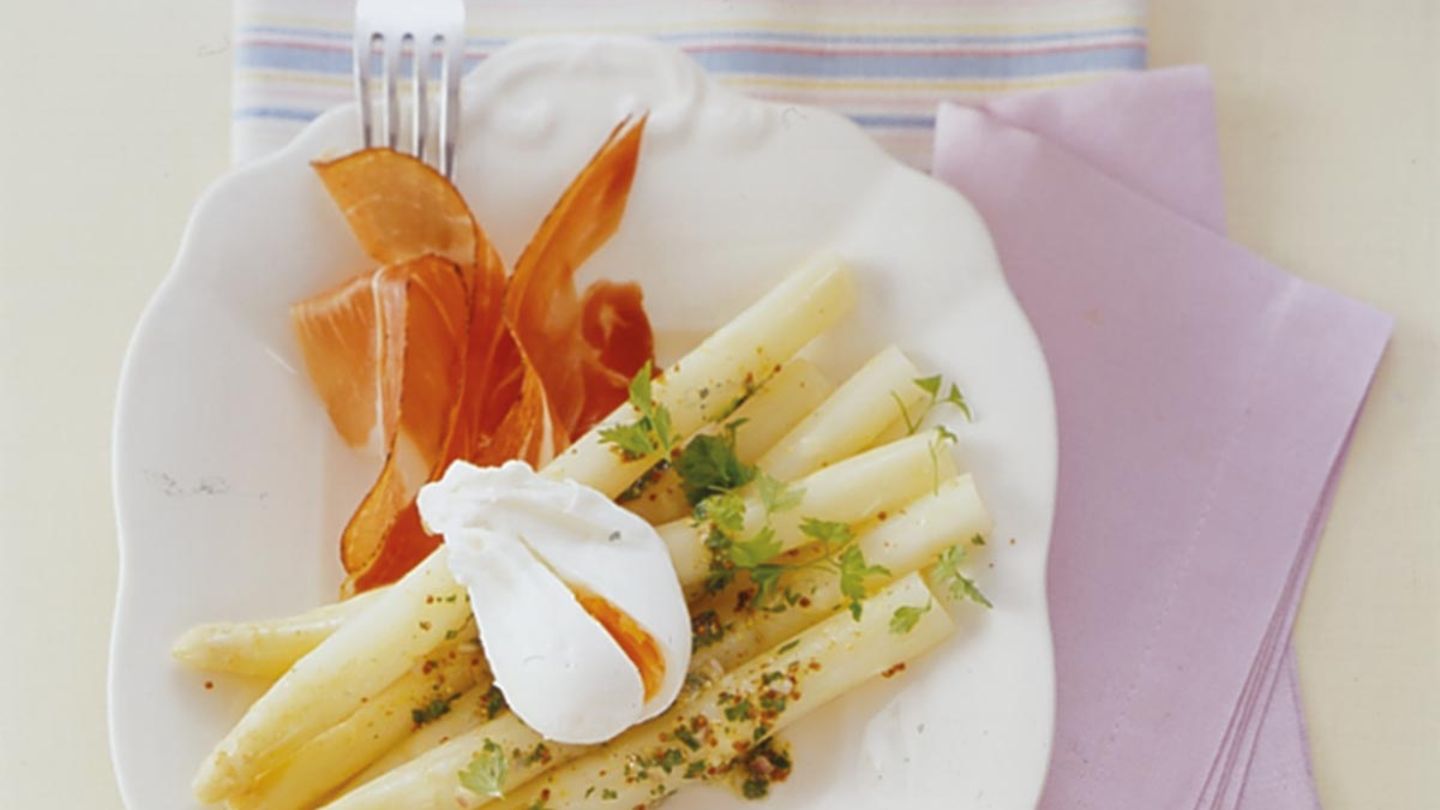 Spargel in Senfbutter Rezept - [LIVING AT HOME]