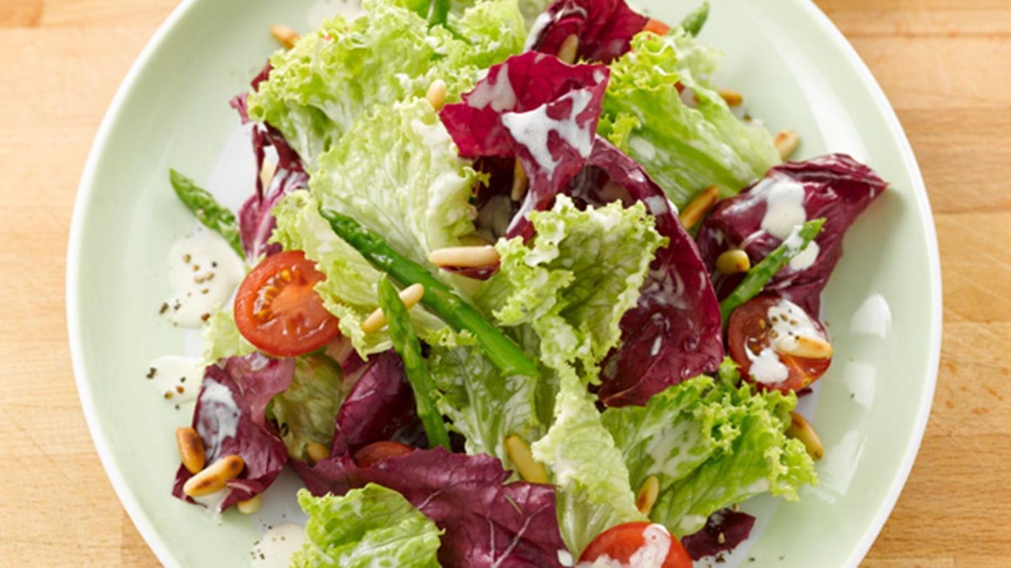 Salat mit Spargel und Sherry-Dressing Rezept - [LIVING AT HOME]