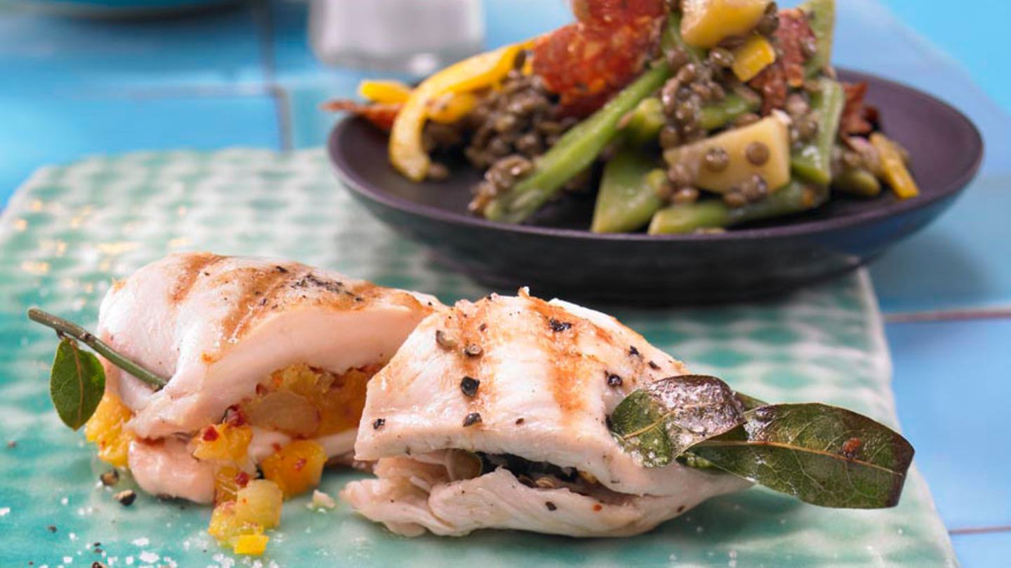 Hähnchenfilets mit Aprikosen-Füllung Rezept - [LIVING AT HOME]