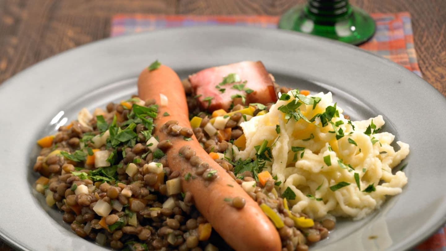 Spätzle mit Linsen: Rezept Rezept - [LIVING AT HOME]