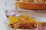 Bunter Taco-Hähnchenauflauf mit Cheddar: Rezept
