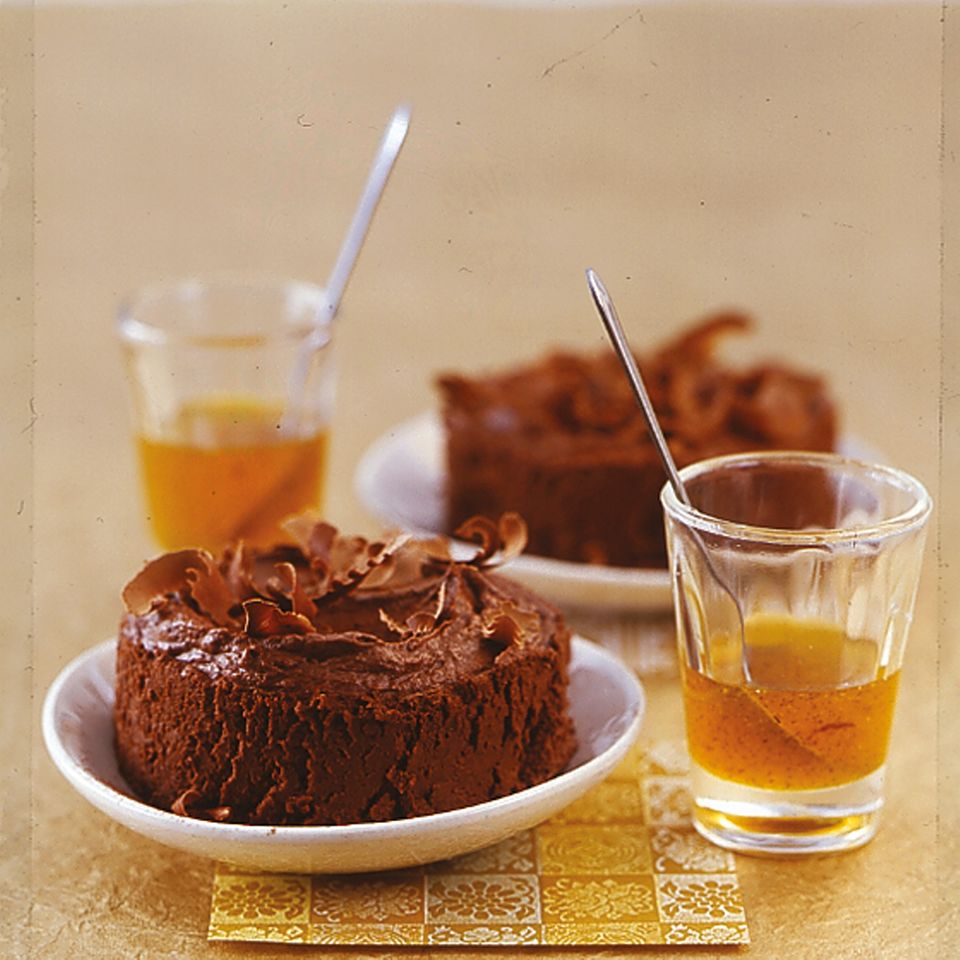 Mousse au Chocolat mit Orangensauce: Rezept