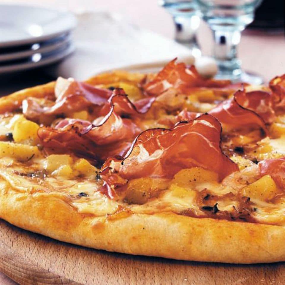 Raclette-Pizza: Rezept