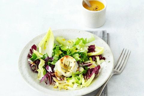 Salat mit Passionsfruchtsauce: Rezept