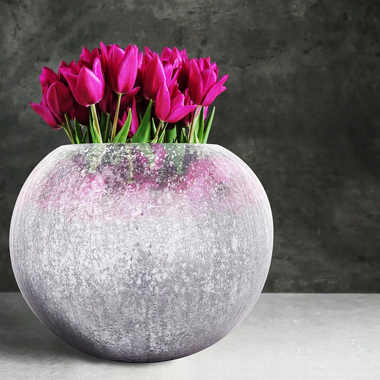 Runde Vase in Grau