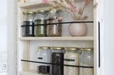 DIY-Vorratsregal für die Küche dekorieren