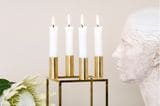 Goldener Kerzenständer mit 4 Kerzen