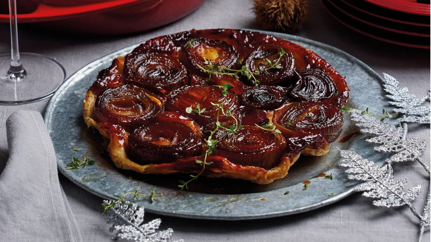 Karamellisierte Tarte Tatin aus roten Zwiebeln &amp; Kastanien - [LIVING AT ...