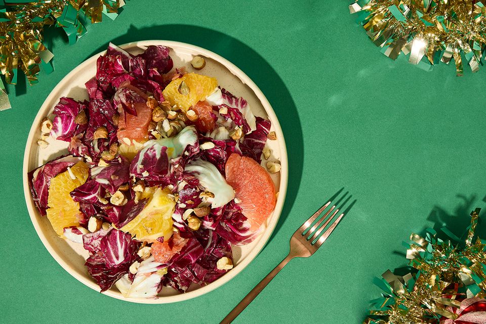 Schnee-Eier mit Vanillesoße und Karamellfäden Rezept - [LIVING AT HOME]